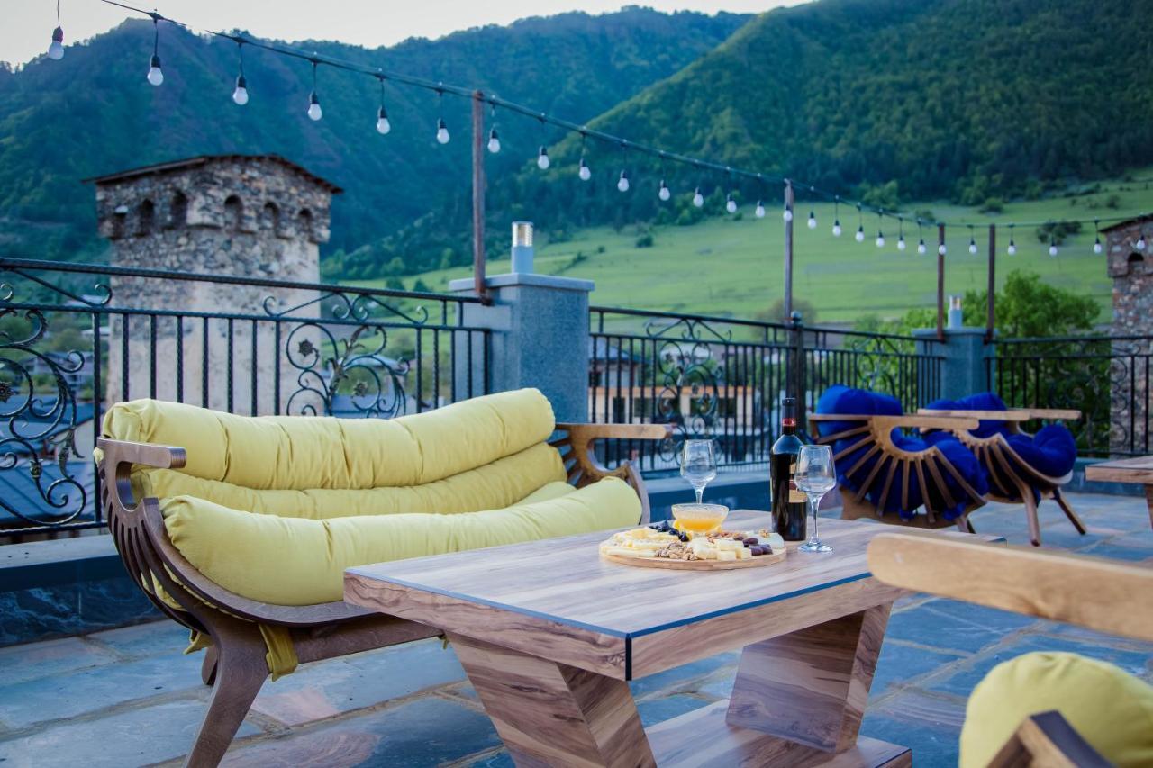 Hotel Mestia Inn Экстерьер фото