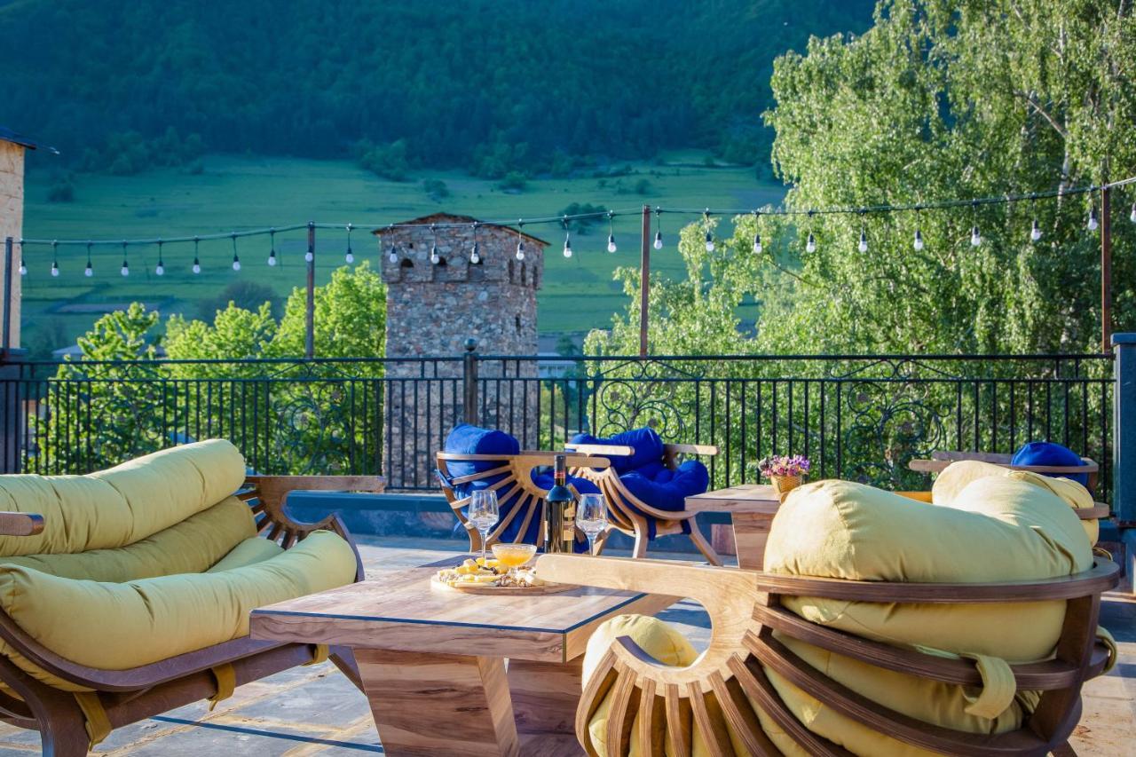 Hotel Mestia Inn Экстерьер фото